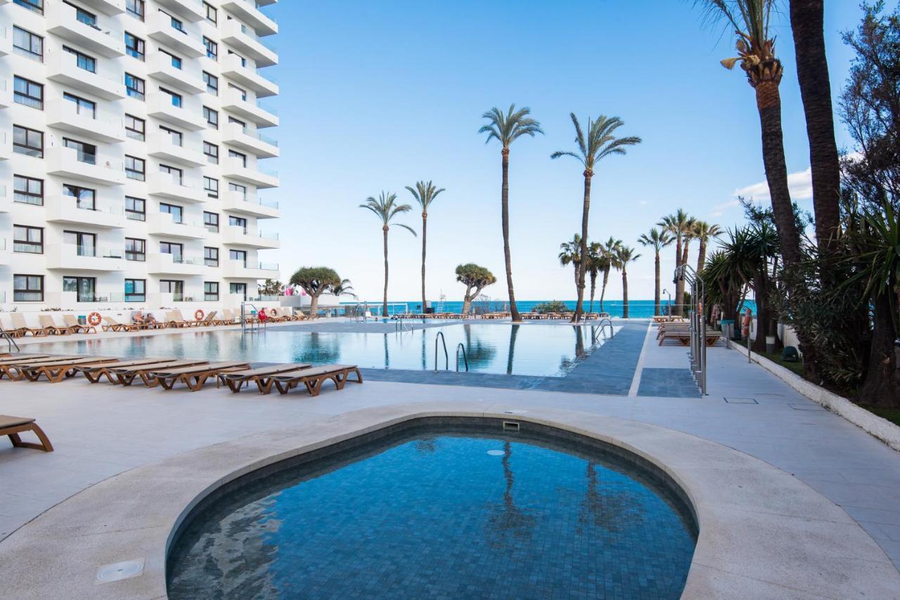 Aloha Puerto Private Apartment 1St Line Carihuela Beach Torremolinos Exterior photo